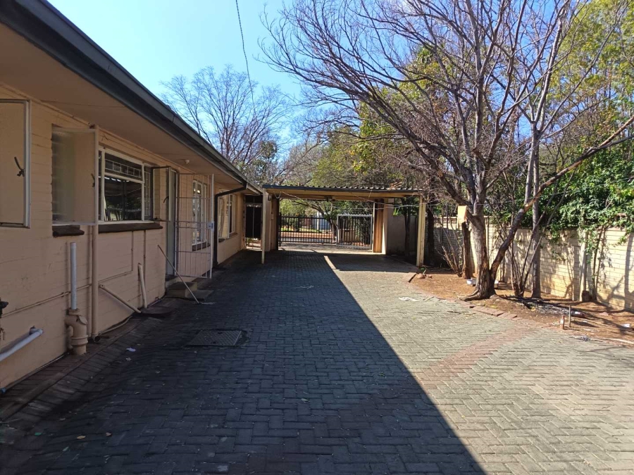 17 Bedroom Property for Sale in Universitas Free State